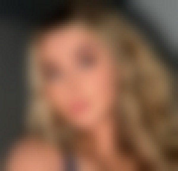 Maddie, 32, Ghana