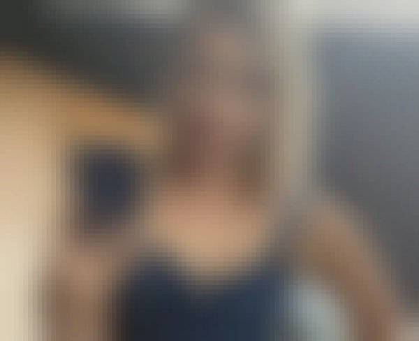 Roea, 34, Schnaittach