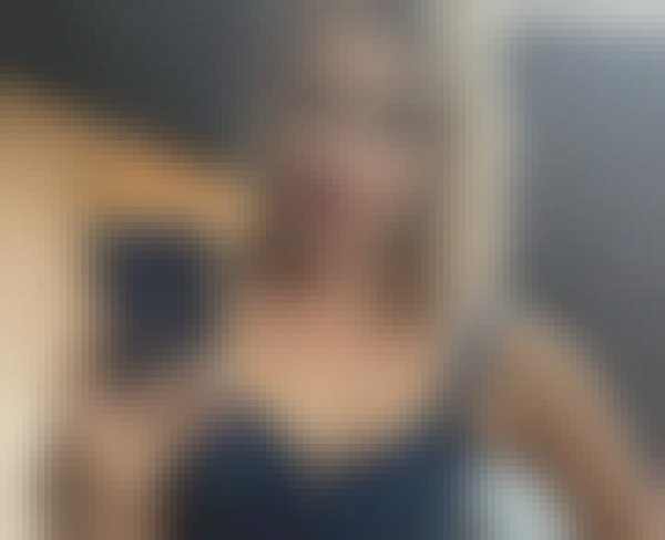 Roea, 34, Turkey