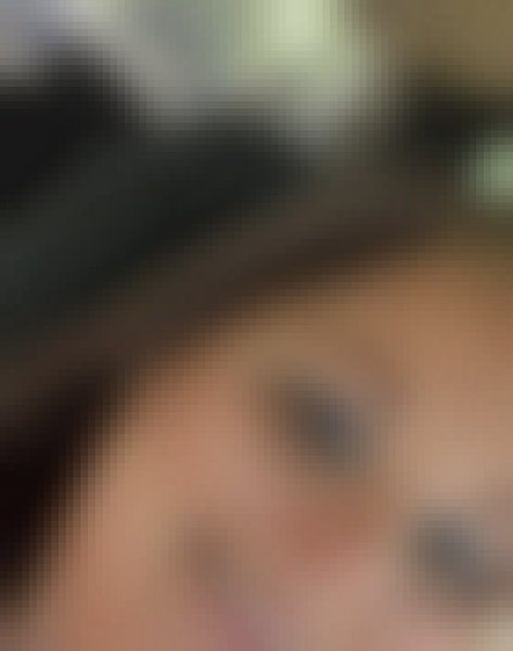 Lessy, 33