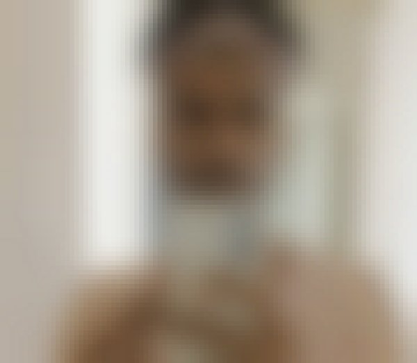 SKSARFORAJ, 22, Renukt