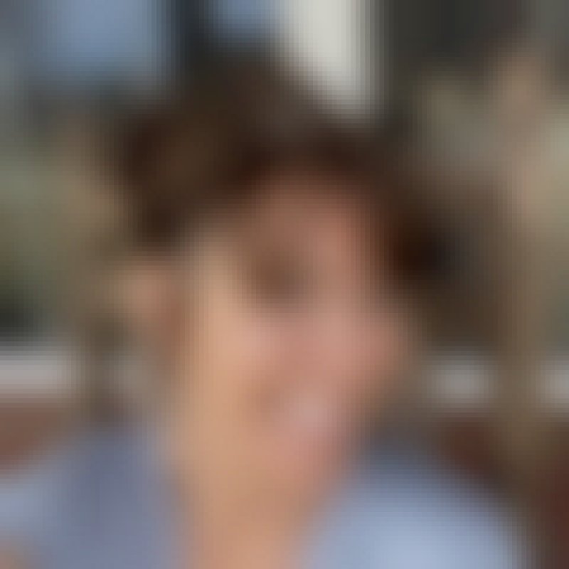 Elizabeth, 40, Badr