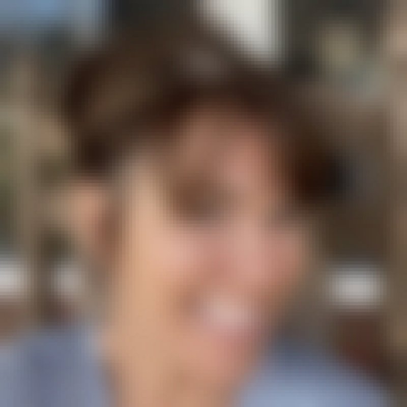 Elizabeth, 40, Lavezares
