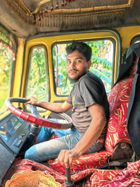 MD Bashar, 27, 25 antaeresinha b9 z120