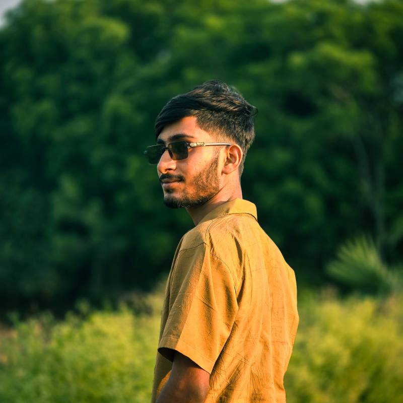 Md Alhaj, 19, 25 dating b4 z120