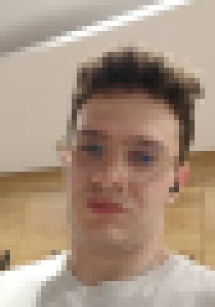 George, 21, Beersel