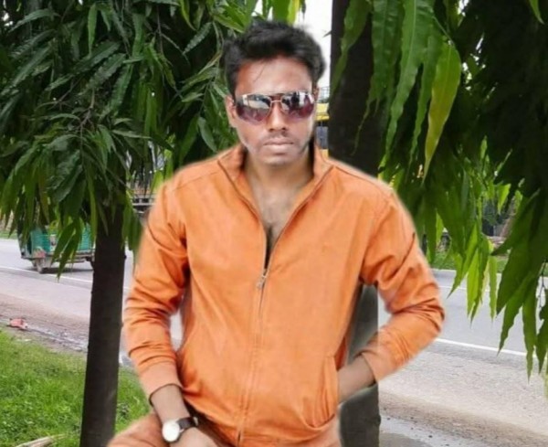 Khan monnaf, 25, Couffo