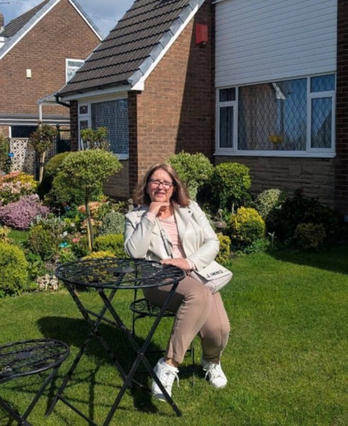 Holz, 51, Metema