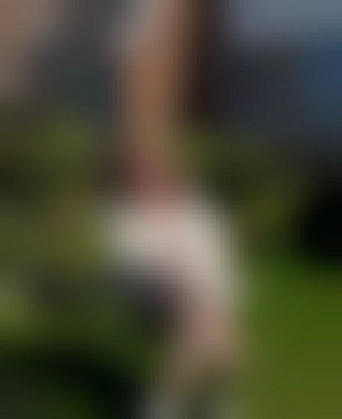 Holz, 51, Kuwait