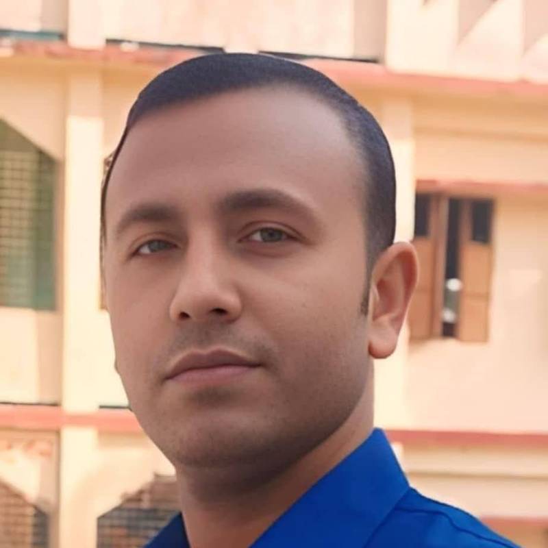 Babul, 37, Toufen