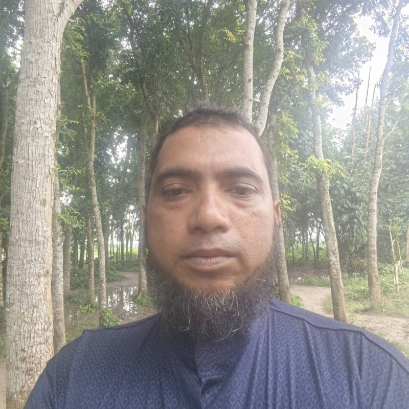 Eaqub, 42, Jakarta