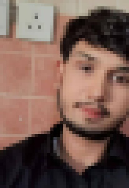 ISMAIL, 24, Kenya
