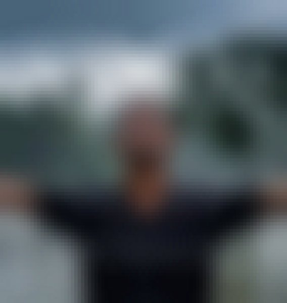 Zalil, 31, Coln