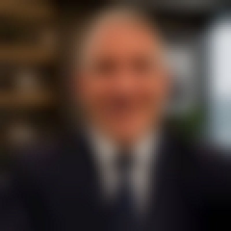 Lawrence, 57, Ramos Meja