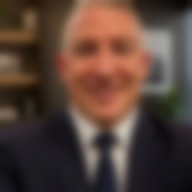 Lawrence, 57, Dhakaich