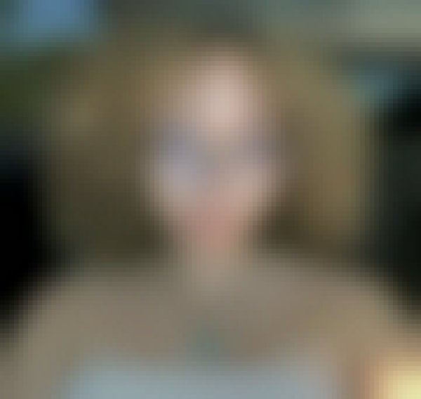 Alicia, 25, United States
