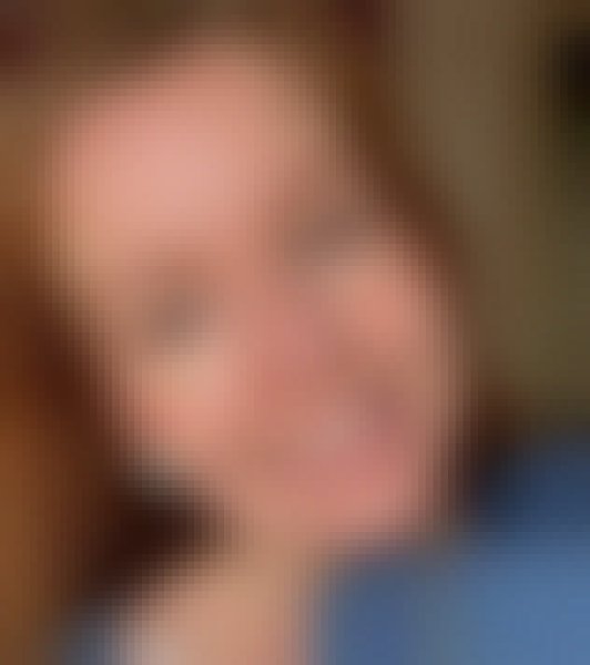 Tiara, 43, Angol