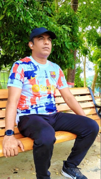 hossan, 37, Dharmapuram