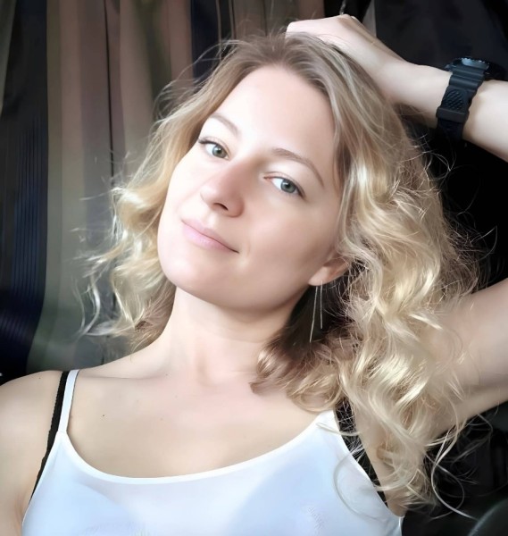 Iwona, 33, Hard