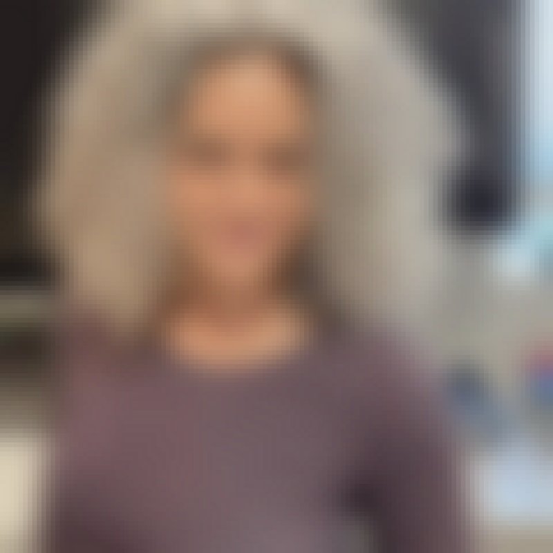 Victoria, 46, Smarhon