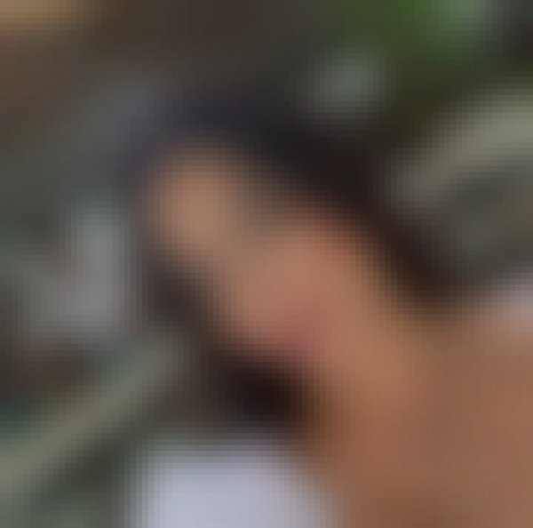 Mia Lavender, 33, Canada