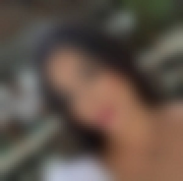 Mia Lavender, 33, Estremoz