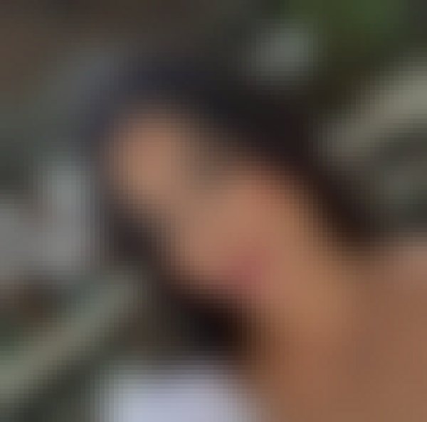 Mia Lavender, 33, Czech Republic