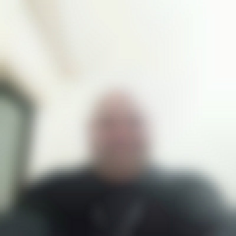 Bashar, 42, Posk