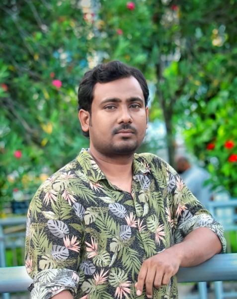 Arif Ahmed, 34, Paramirim