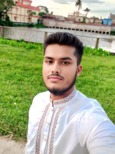 MD Mubin, 26, Busesa