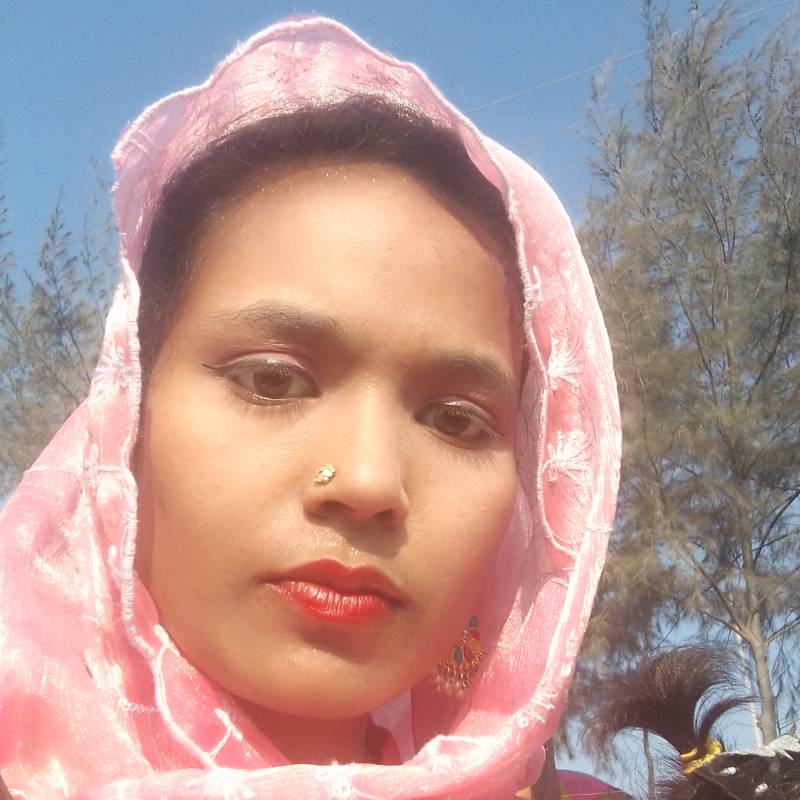 Maglia, 28, Hus