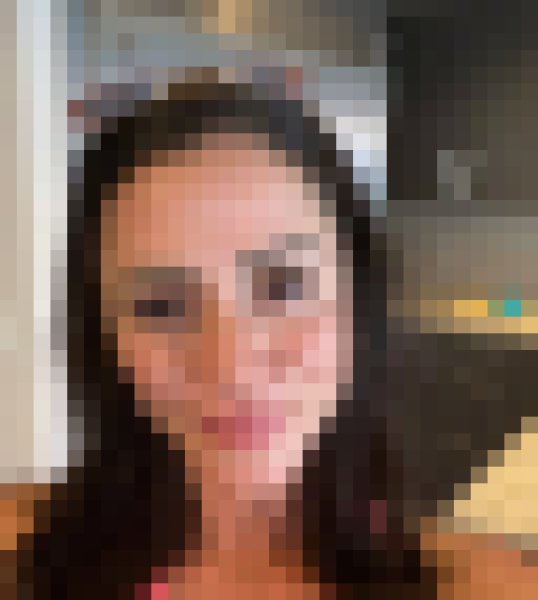 Brandi Rhodes, 36, Namibia