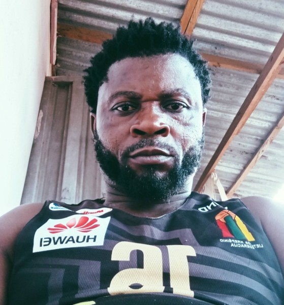 Amechi, 43, Udomlya