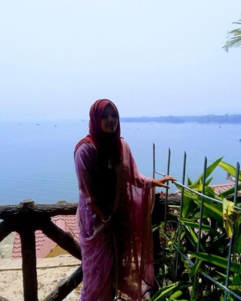 Hosen1, 21, Rolling Meadows