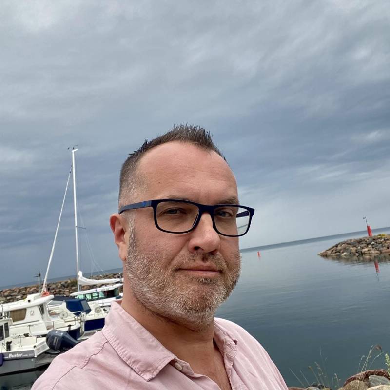 Martins, 58, Isulan