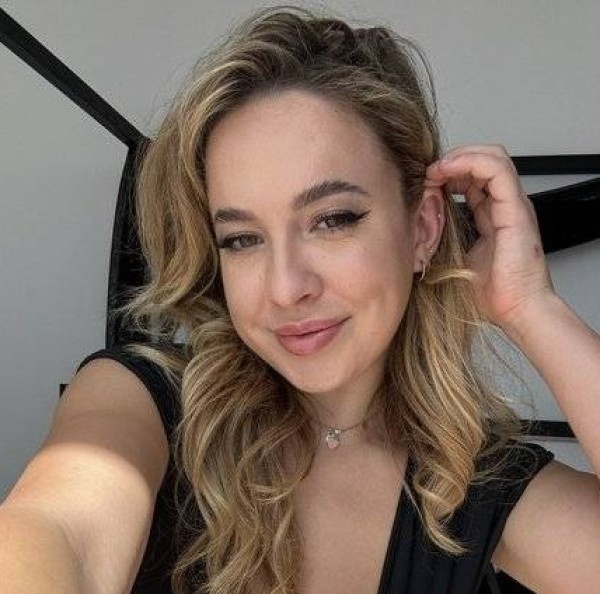 Maria Michael, 26, Tiaret