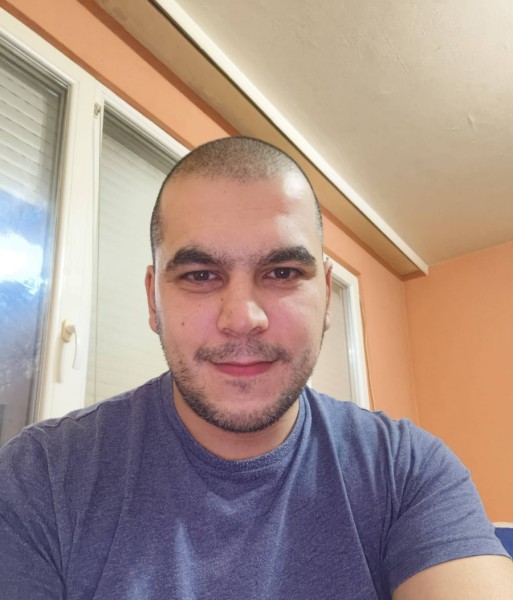 Ivo, 31, Srro