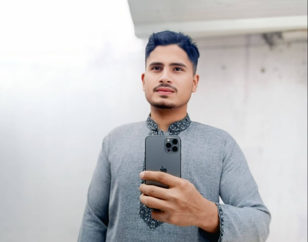 NAHIM, 26, Bas Gynuk