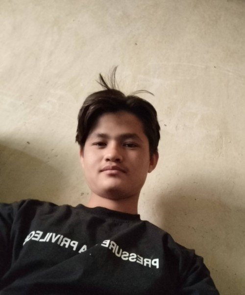 yasin, 18, Westbrook
