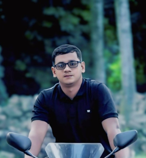 Abir, 31, Navarro