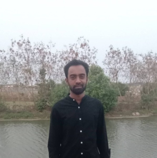 Rana, 39, Larimer