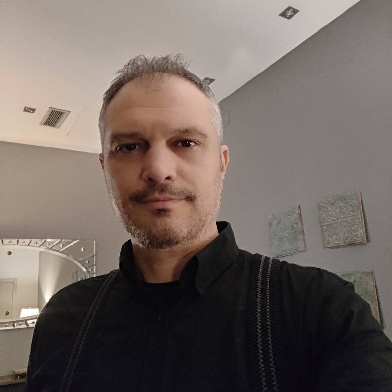 Adrian, 47, Kaga