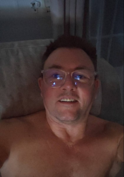 Michael, 57, Auxerre