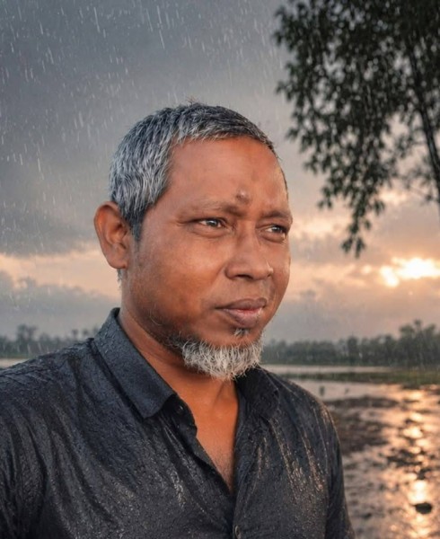 Mehedi Hasan, 46, Egg