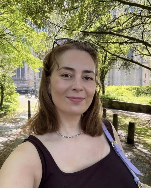 Belinda, 40, Larimer