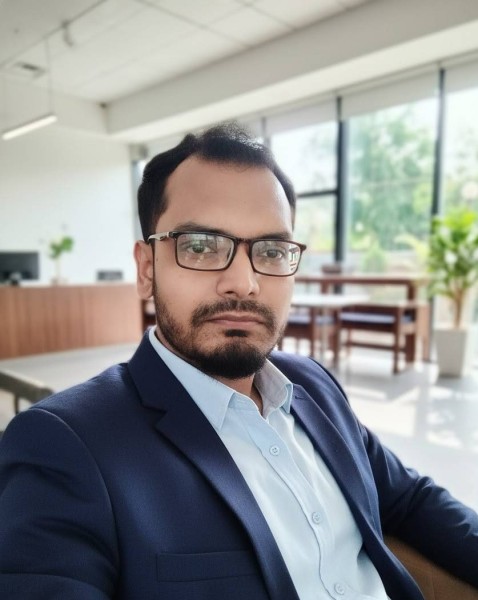 Ahmed, 34, Perr