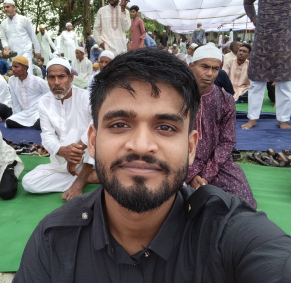 Sifat, 22, Marneuli