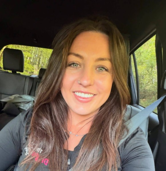 Maggie, 41, Nabas