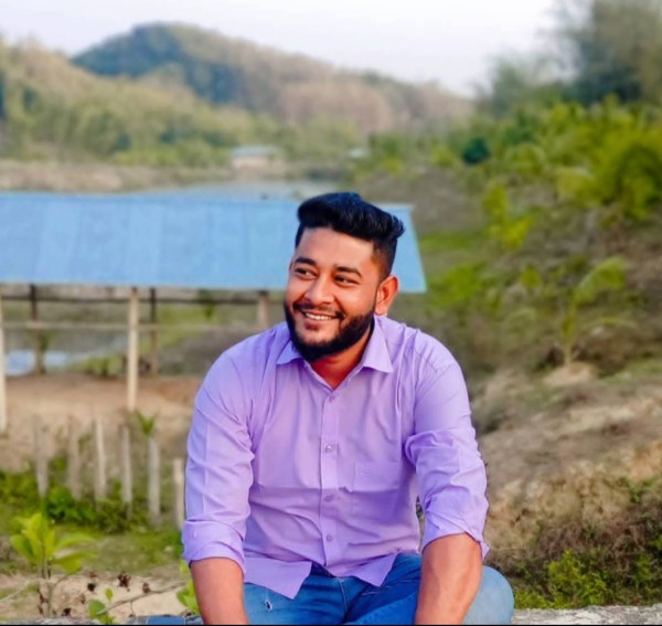 Md Ali Hussain, 25, Iserlohn