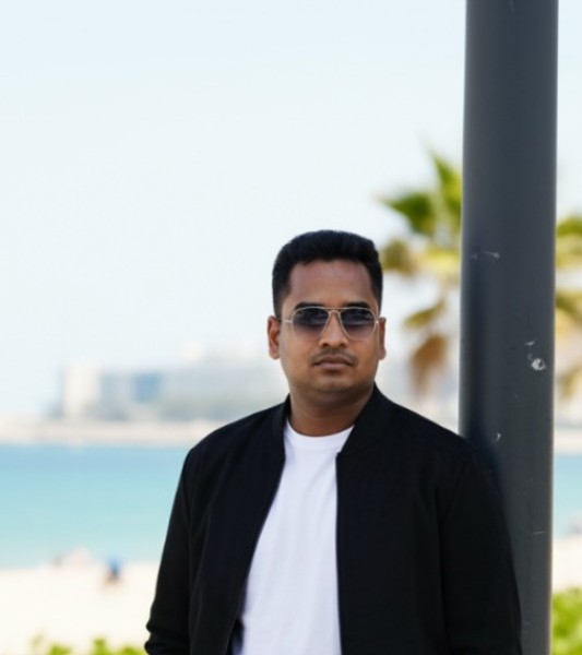 Akash, 30, Gherla